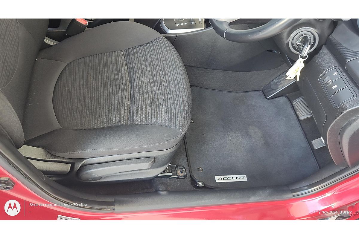 2017 Hyundai Accent Sport RB5
