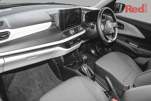 2025 Suzuki Swift Hybrid Plus UZ