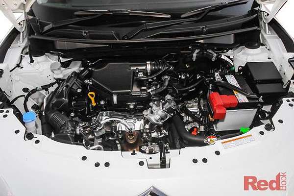 2025 Suzuki Swift Hybrid Plus UZ