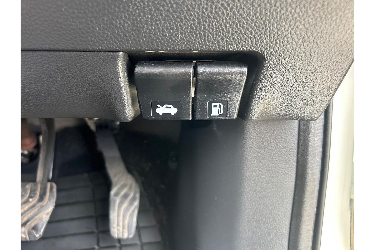 2019 Nissan QASHQAI N-SPORT J11 Series 3