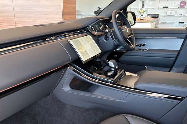 2024 Land Rover Range Rover Sport D300 Dynamic SE L461