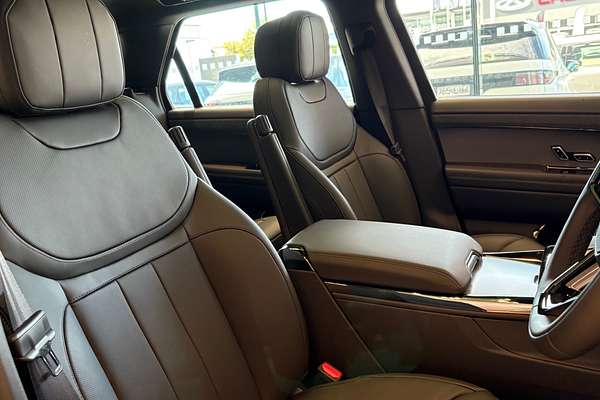 2024 Land Rover Range Rover Sport D300 Dynamic SE L461
