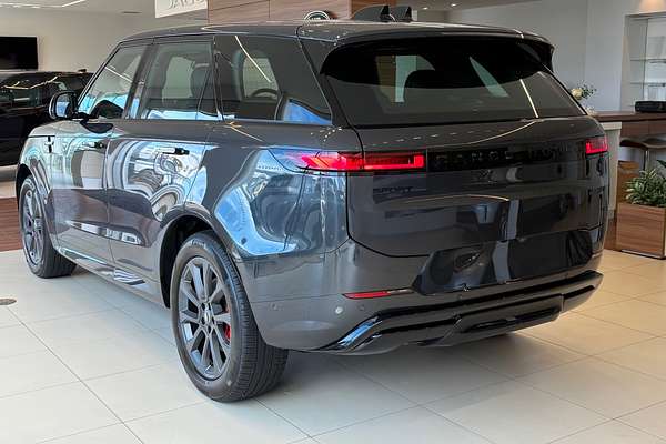 2024 Land Rover Range Rover Sport D300 Dynamic SE L461
