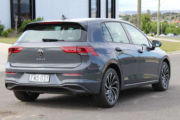 2024 Volkswagen Golf 110TSI Life 8