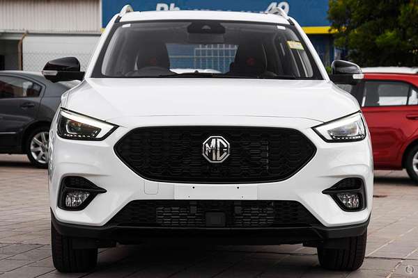 2024 MG ZST Essence 2WD