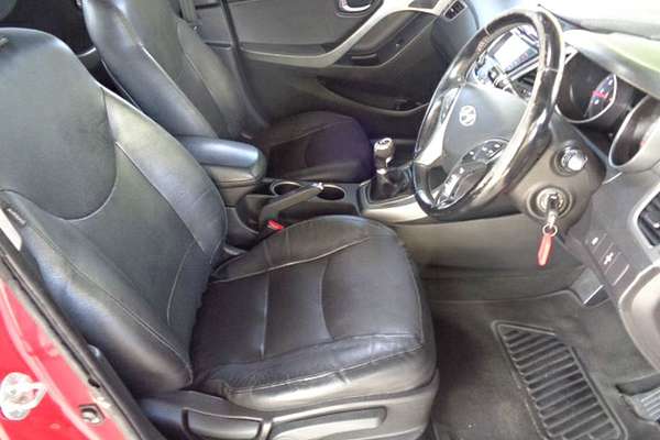 2013 Hyundai Elantra Trophy MD3