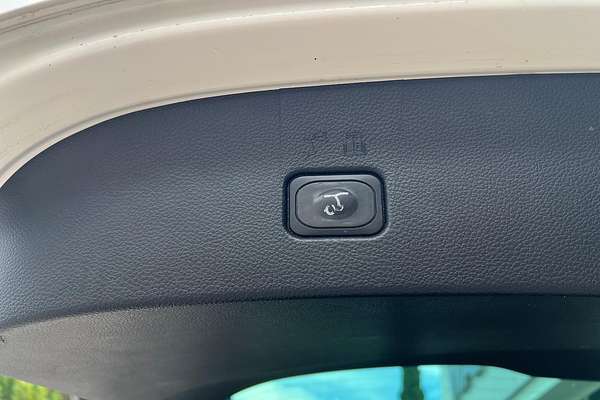 2020 Ford Everest Titanium UA II