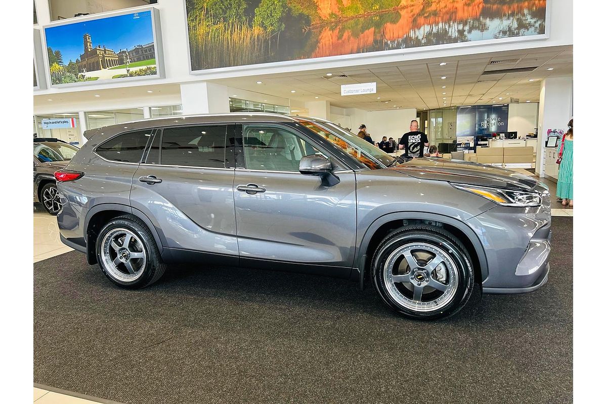 2021 Toyota Kluger Grande GSU75R