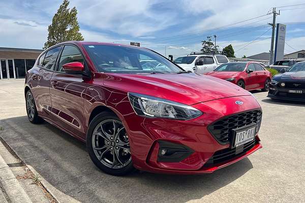 2018 Ford Focus ST-Line SA