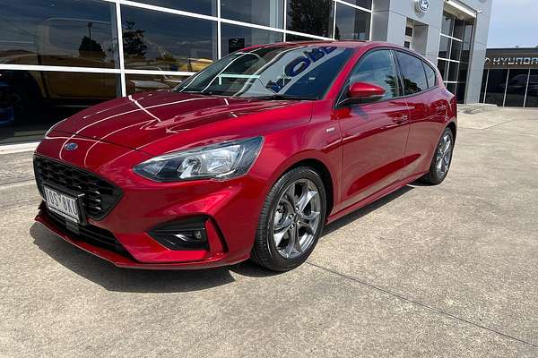 2018 Ford Focus ST-Line SA