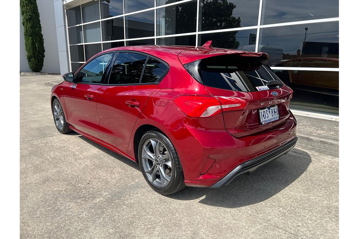 2018 Ford Focus ST-Line SA