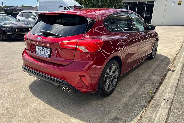 2018 Ford Focus ST-Line SA