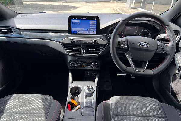 2018 Ford Focus ST-Line SA