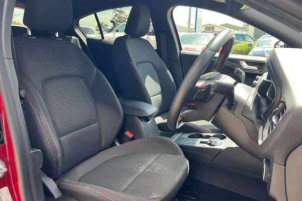 2018 Ford Focus ST-Line SA