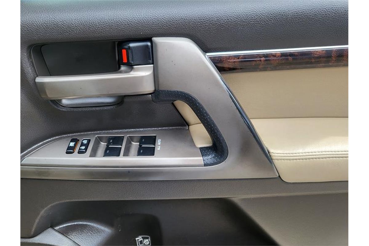 2008 Toyota Landcruiser Sahara UZJ200R