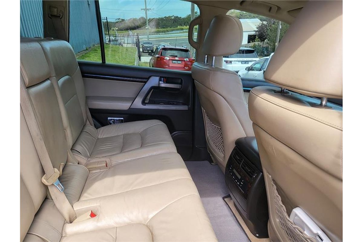 2008 Toyota Landcruiser Sahara UZJ200R