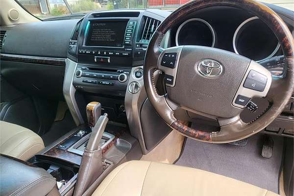 2008 Toyota Landcruiser Sahara UZJ200R