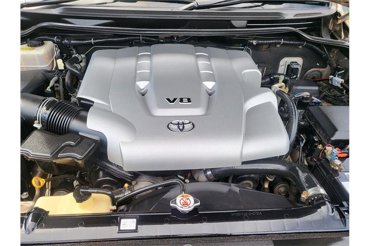 2008 Toyota Landcruiser Sahara UZJ200R