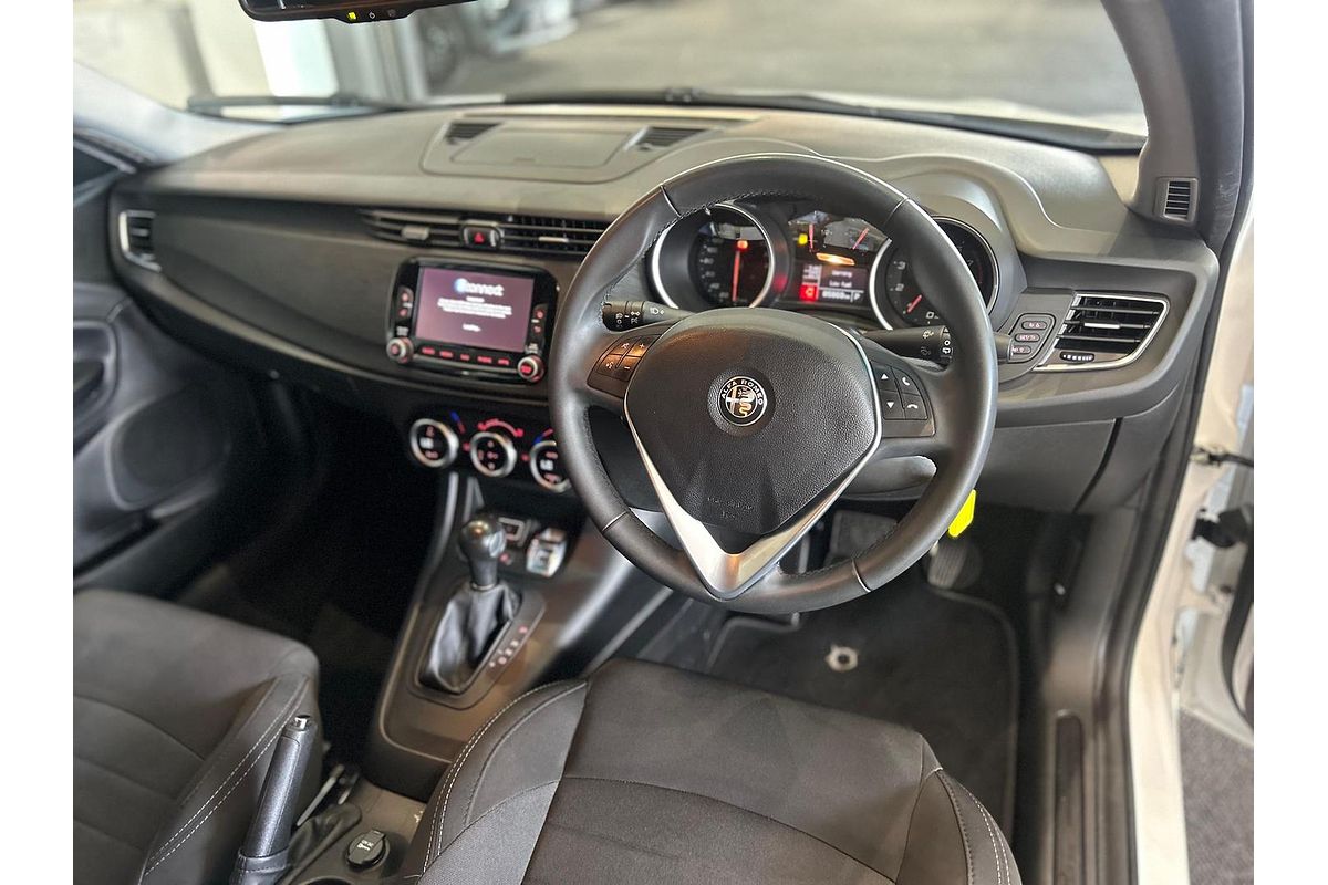 2018 Alfa Romeo Giulietta Super Series 2