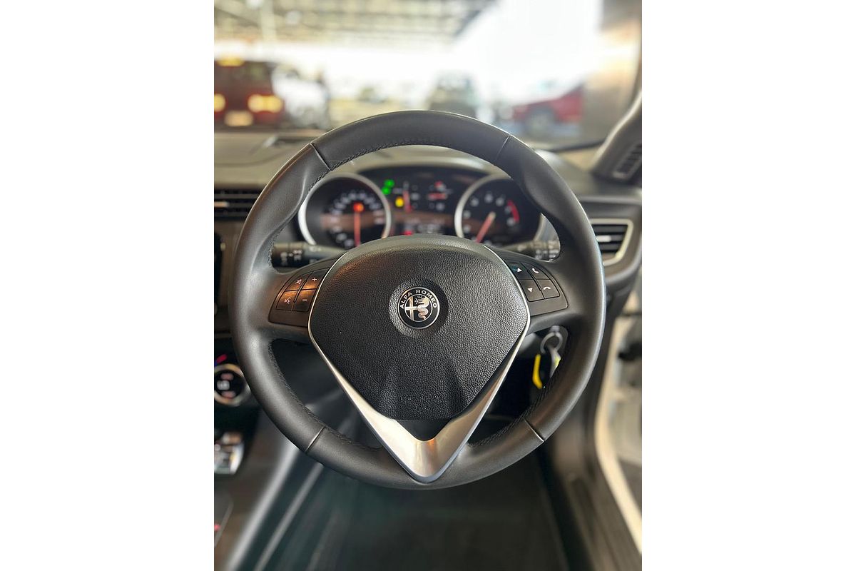 2018 Alfa Romeo Giulietta Super Series 2