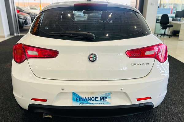 2018 Alfa Romeo Giulietta Super Series 2