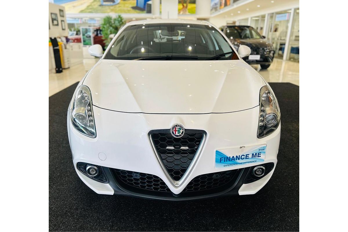 2018 Alfa Romeo Giulietta Super Series 2