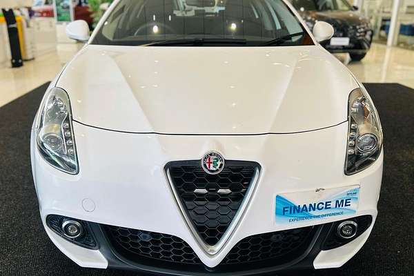 2018 Alfa Romeo Giulietta Super Series 2