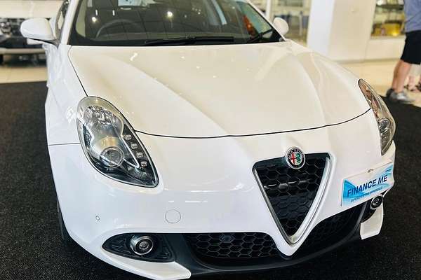 2018 Alfa Romeo Giulietta Super Series 2