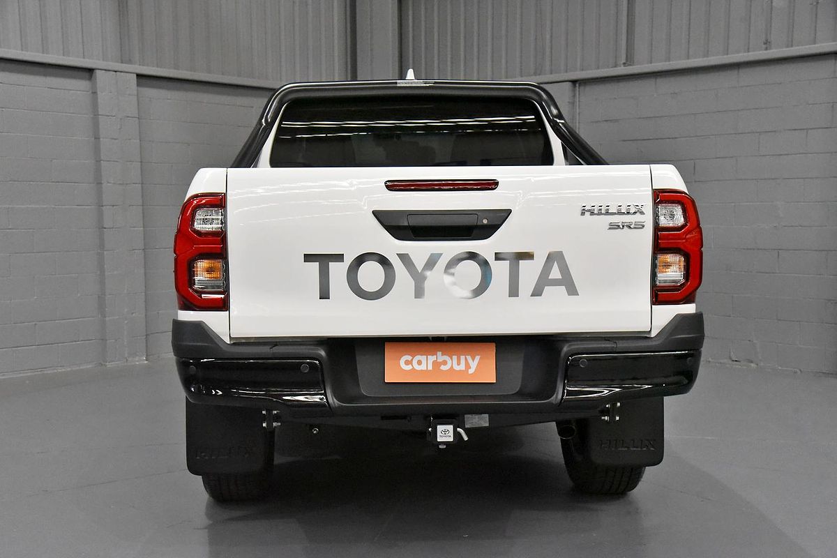 2024 Toyota Hilux SR5 48V GUN126R 4X4