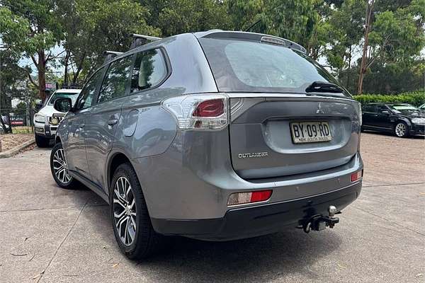 2013 Mitsubishi Outlander ES ZJ