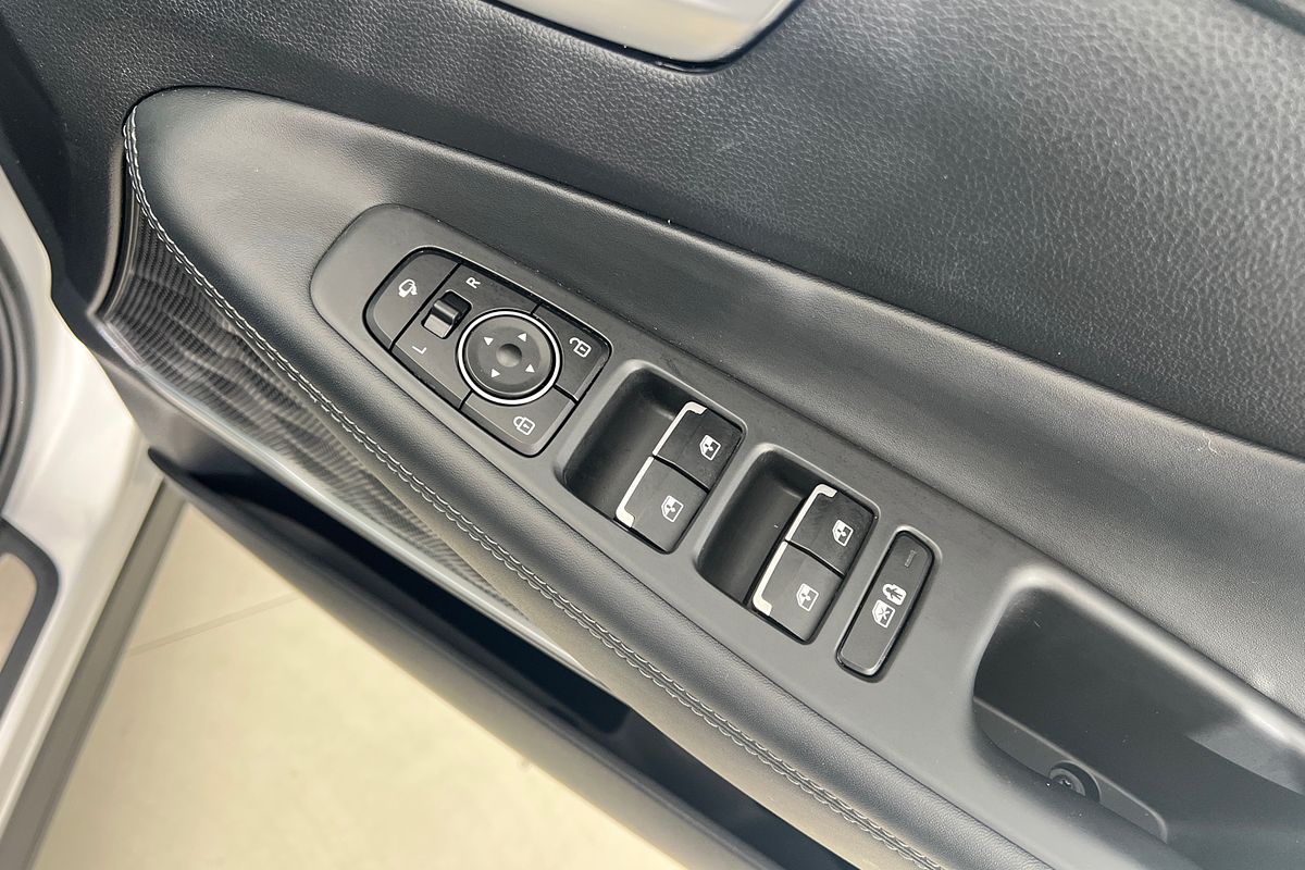 2020 Hyundai Santa Fe Active TM.2
