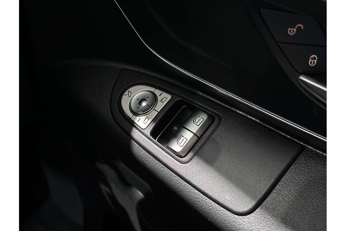 2018 Mercedes-Benz Valente 116BlueTEC 447