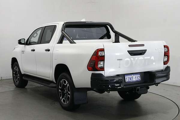 2024 Toyota Hilux SR5 48V GUN126R 4X4