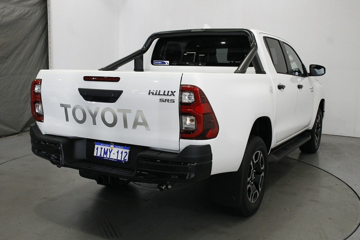 2024 Toyota Hilux SR5 48V GUN126R 4X4