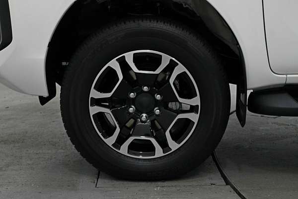 2024 Toyota Hilux SR5 48V GUN126R 4X4