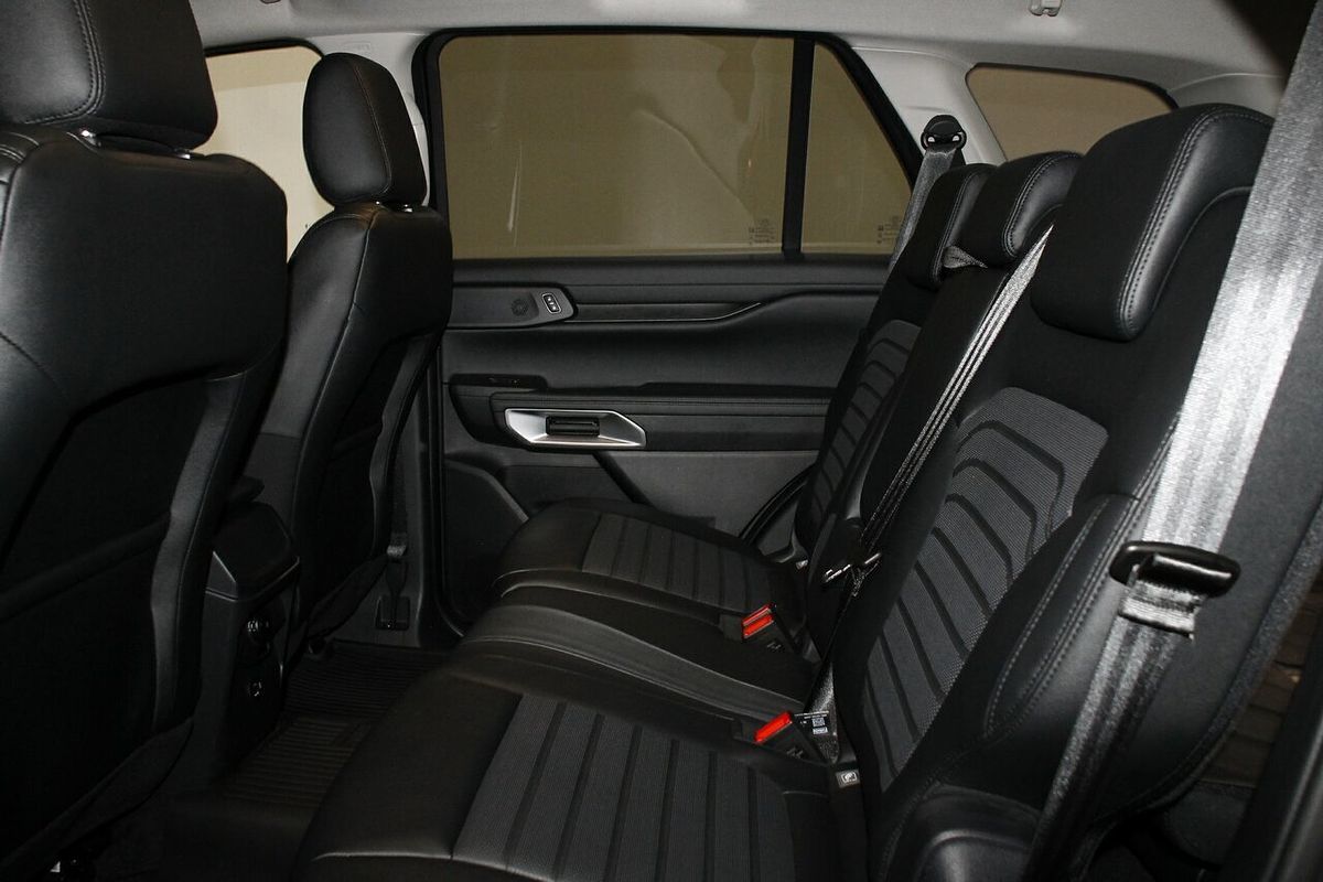 2024 Ford Everest Sport