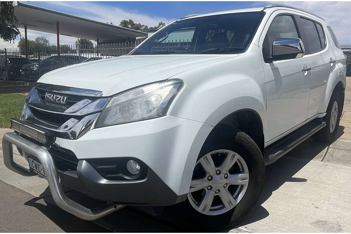 2014 Isuzu MU-X LS-T
