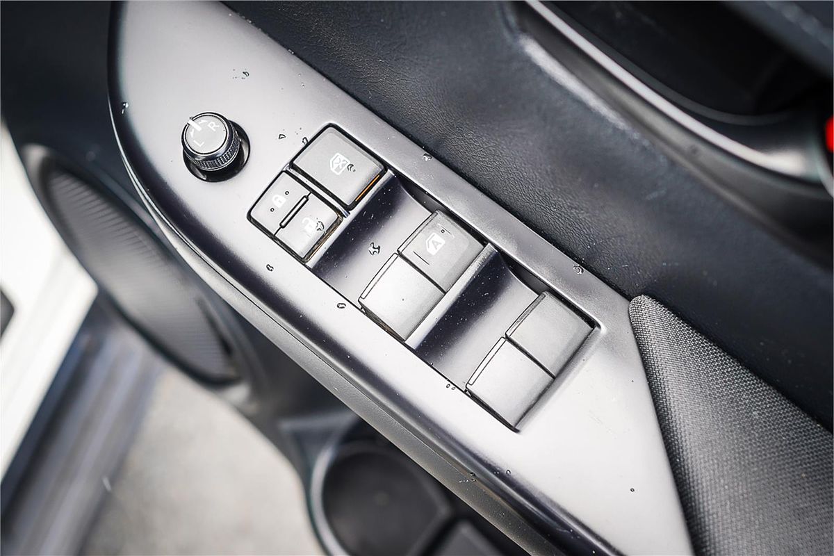 2019 Toyota Hilux SR GUN126R 4X4