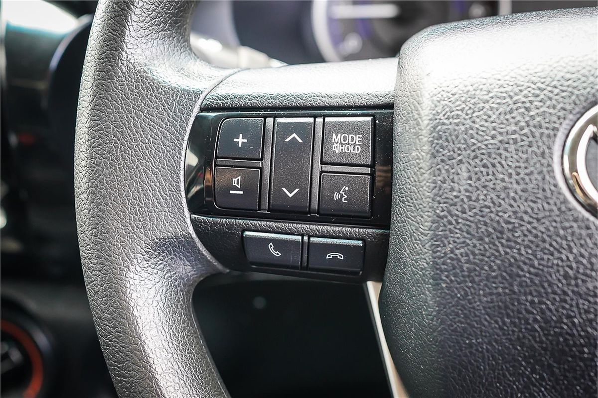 2019 Toyota Hilux SR GUN126R 4X4