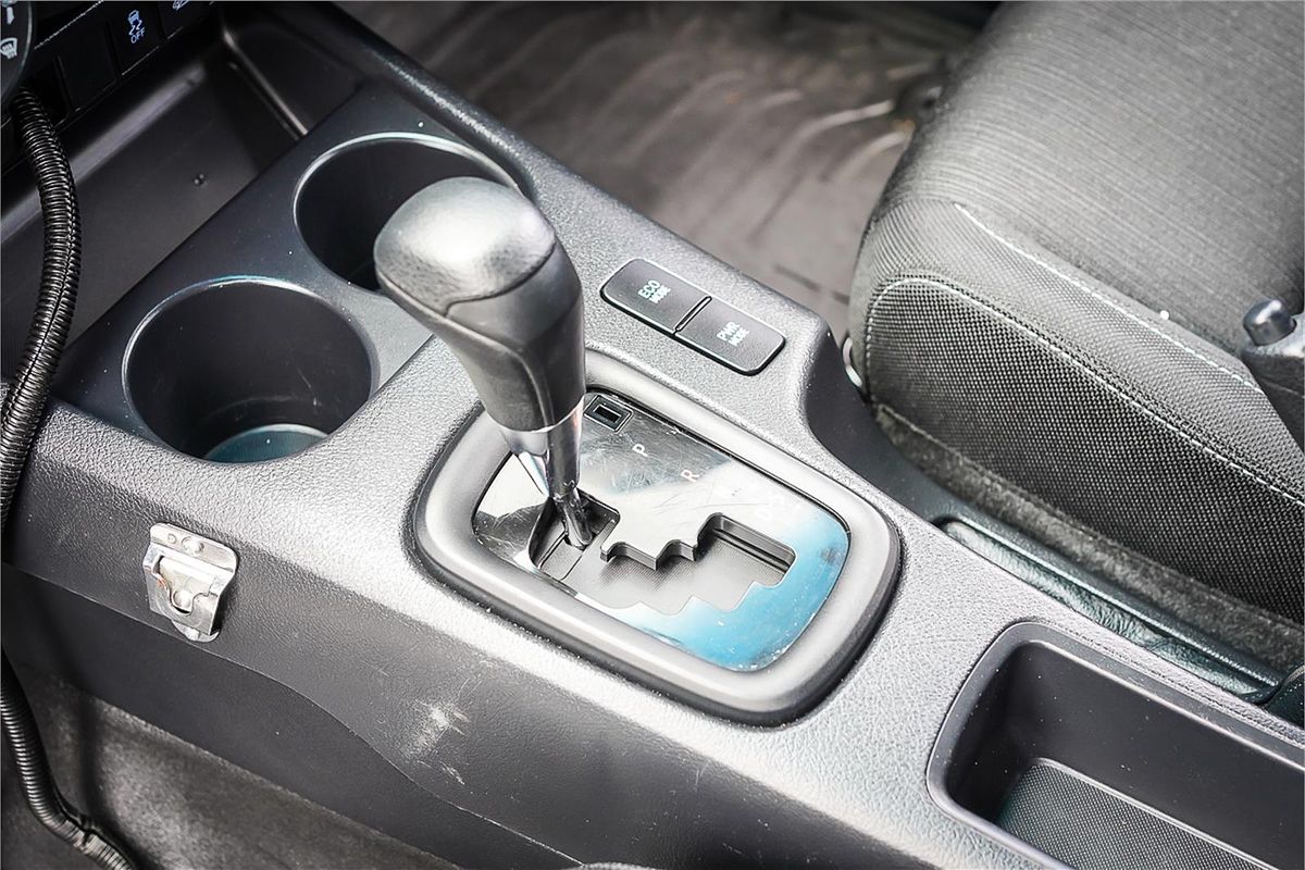 2019 Toyota Hilux SR GUN126R 4X4