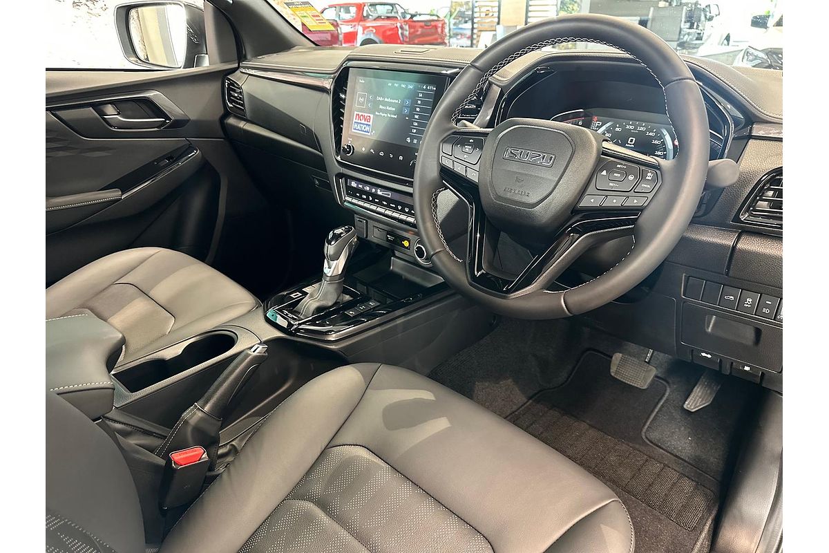 2024 Isuzu D-MAX BLADE 4X4