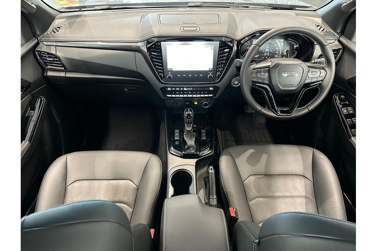 2024 Isuzu D-MAX BLADE 4X4