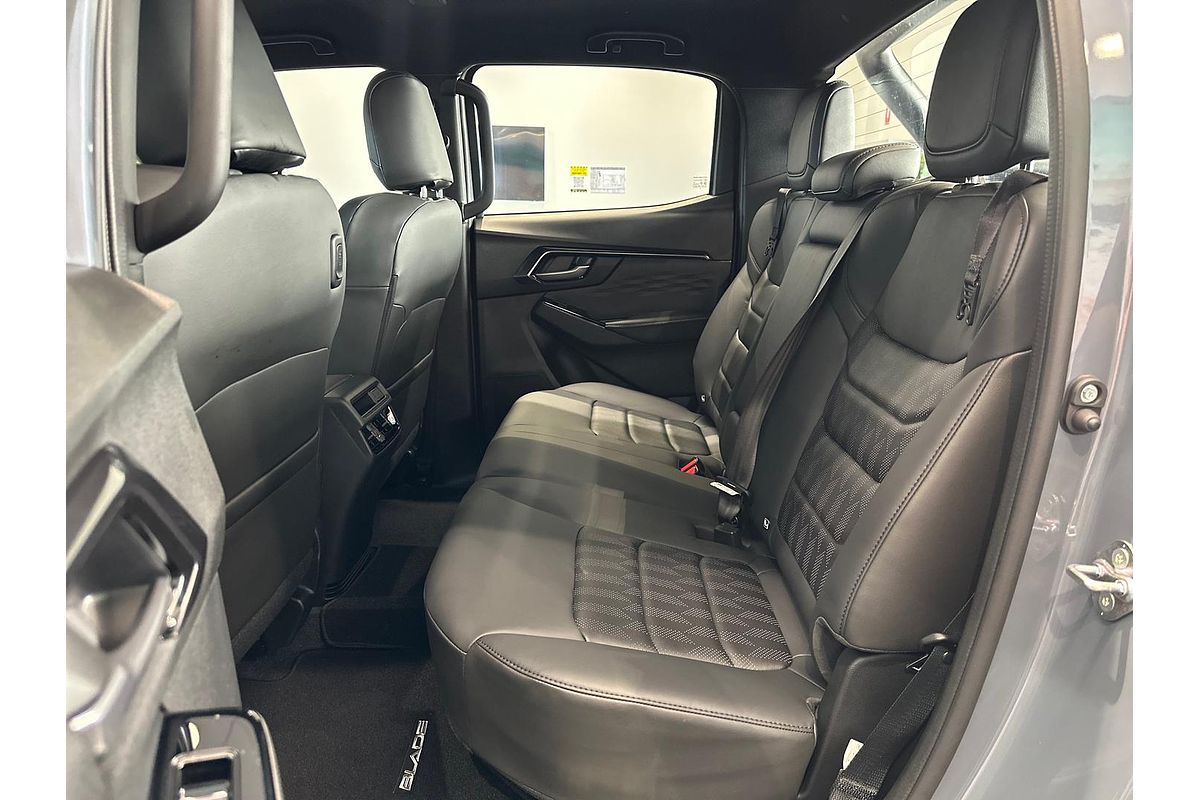 2024 Isuzu D-MAX BLADE 4X4