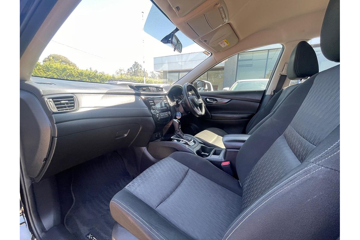 2017 Nissan X-TRAIL ST T32