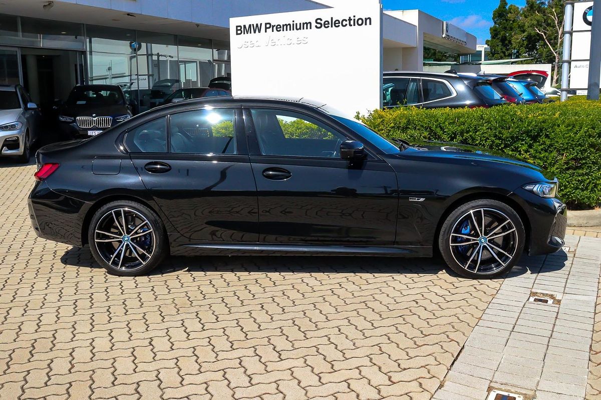 2022 BMW 3 Series 330e M Sport G20