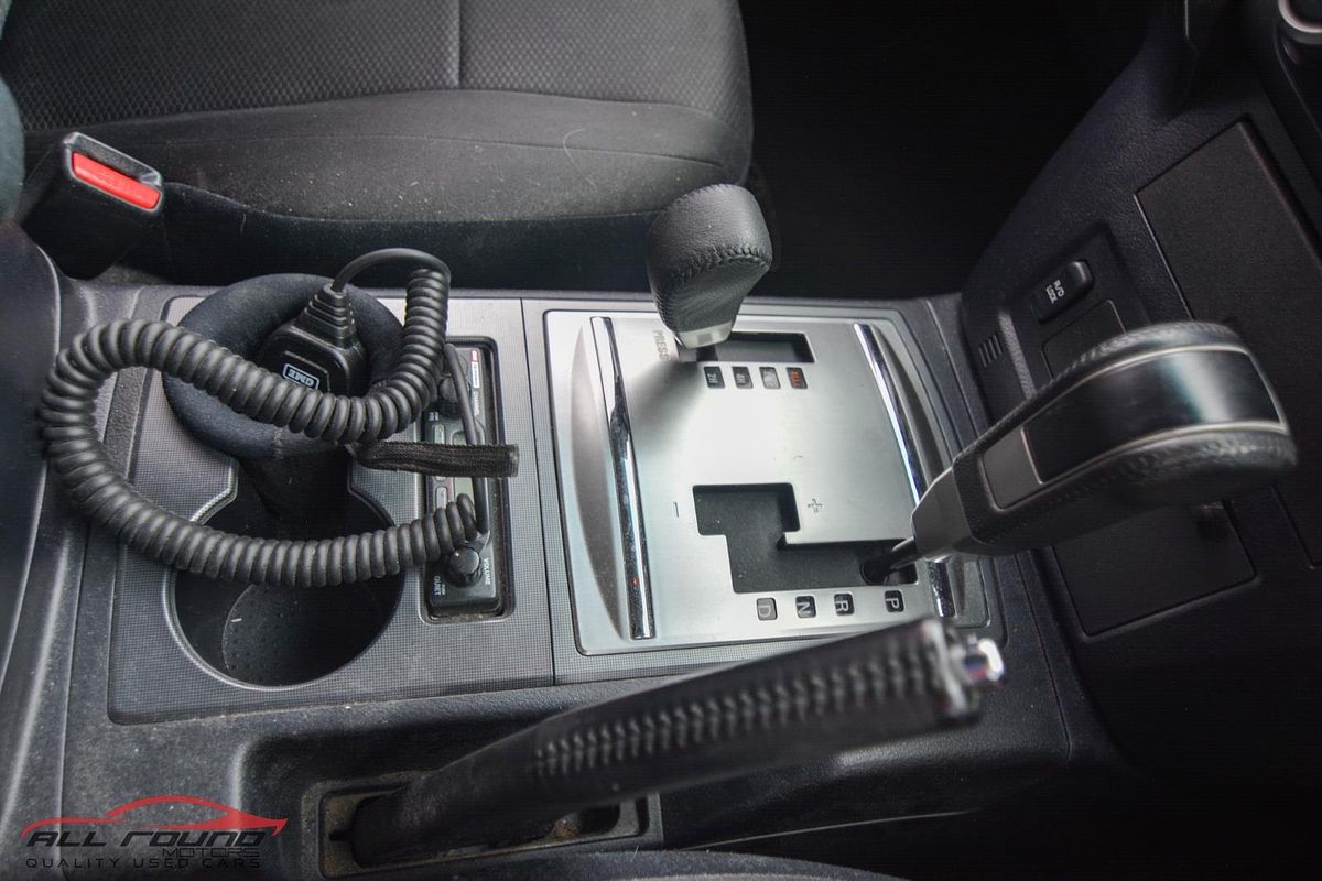 2010 Mitsubishi PAJERO PLATINUM EDITION NT MY10