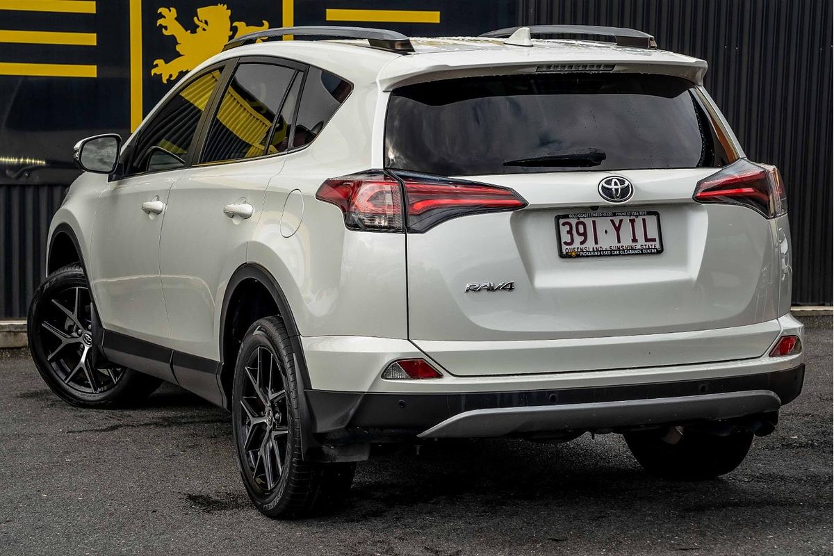 2017 Toyota RAV4 GX ASA44R