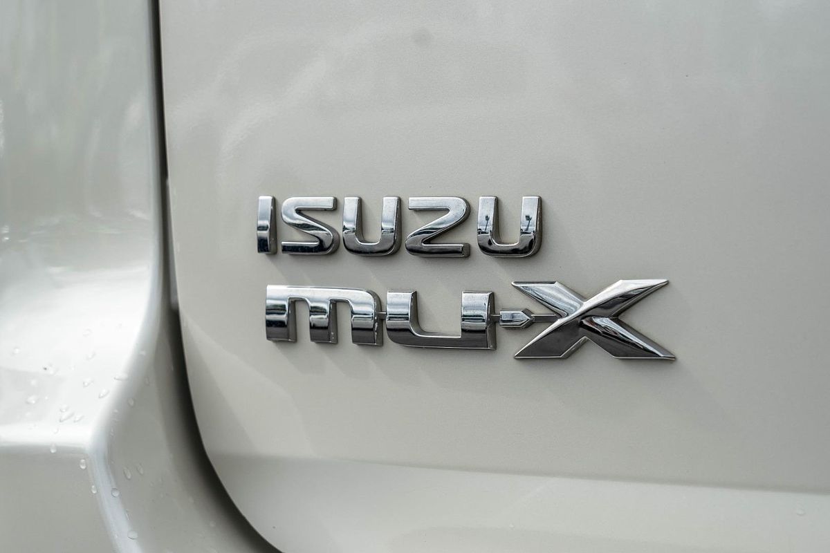 2019 Isuzu MU-X LS-U