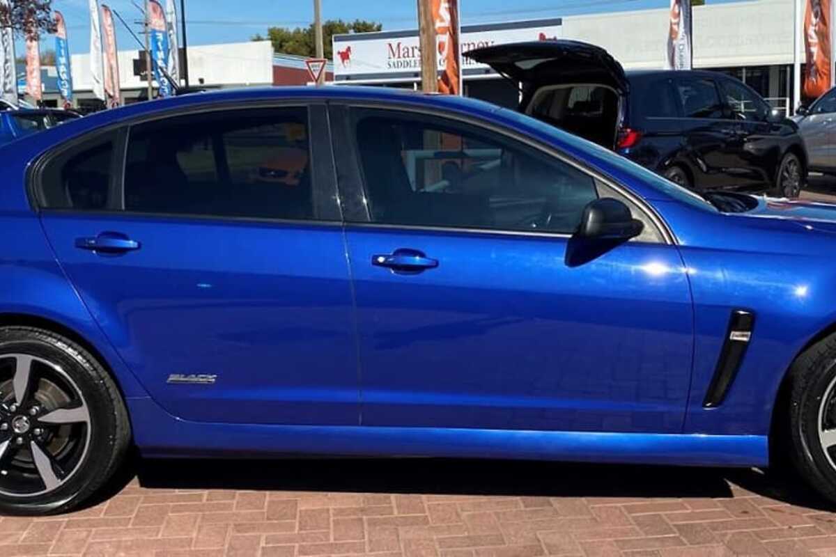 2016 Holden COMMODORE SV6 Black VF Series II