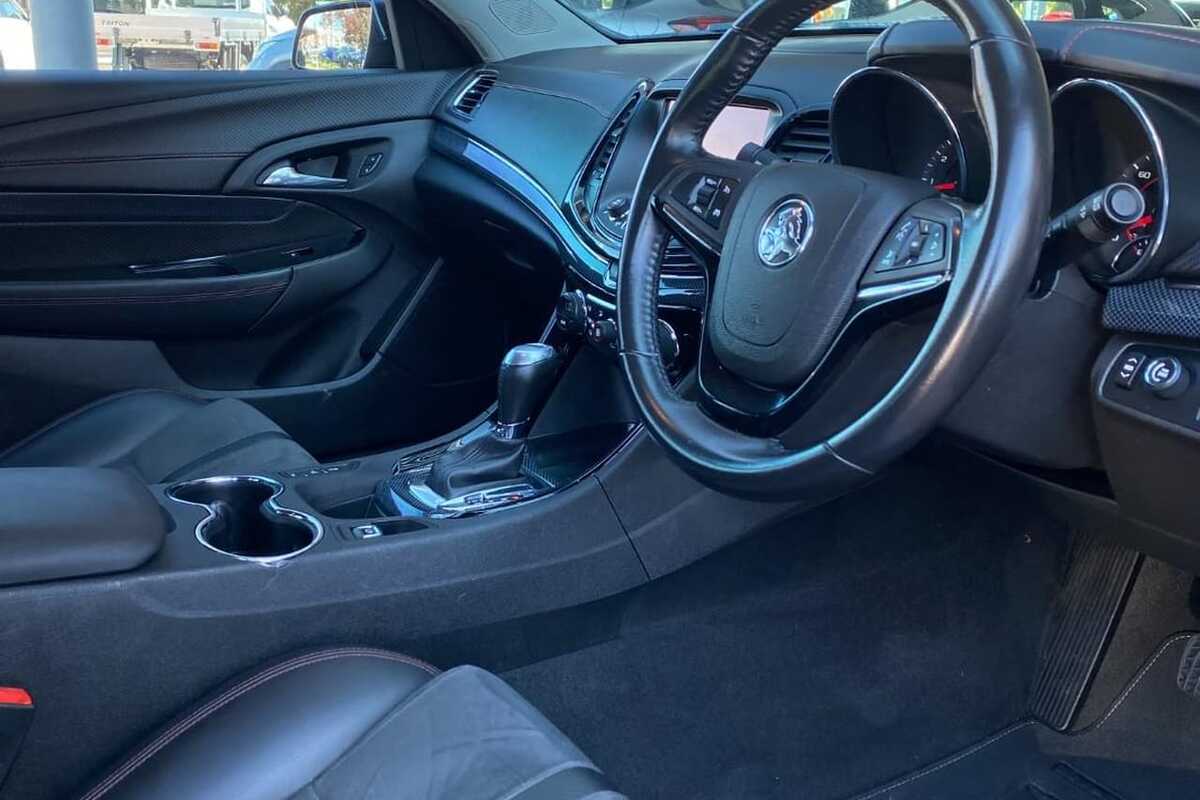 2016 Holden COMMODORE SV6 Black VF Series II